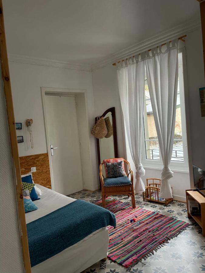 Ferienwohnung L'Arriere Cour Cancale Exterior foto