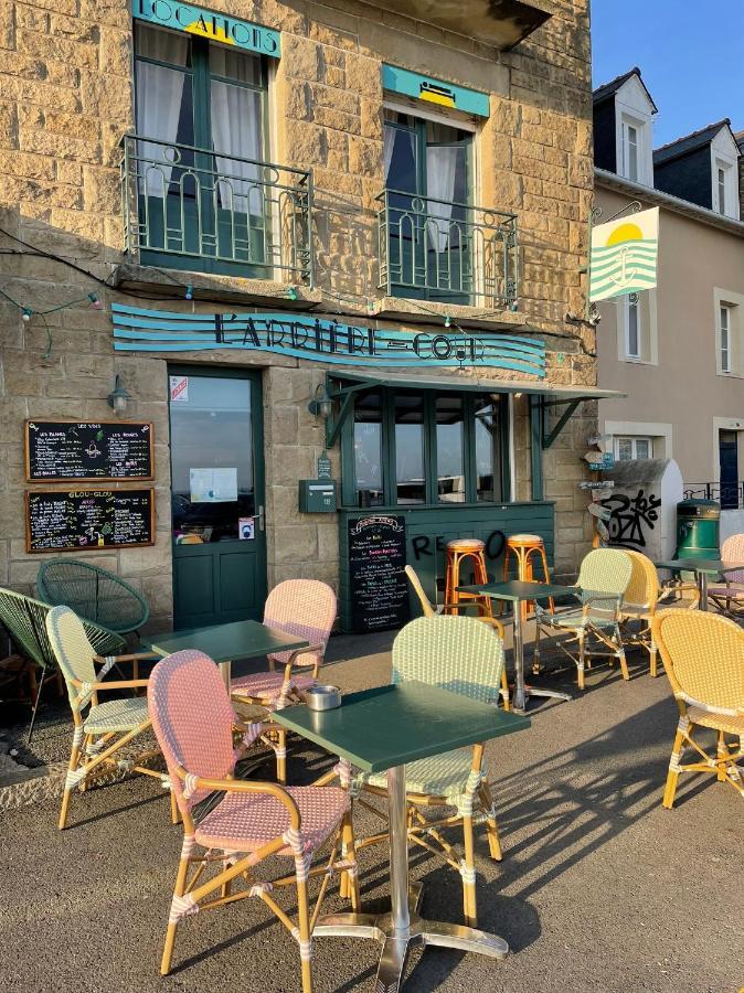 Ferienwohnung L'Arriere Cour Cancale Exterior foto